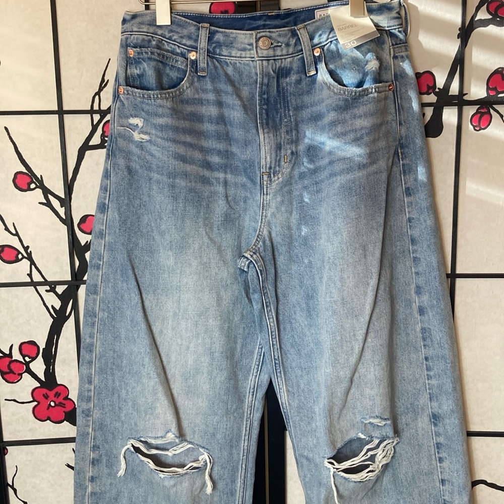 🐬 Gap Barrel High Rise Blue Distressed Jeans - Picture 5 of 11